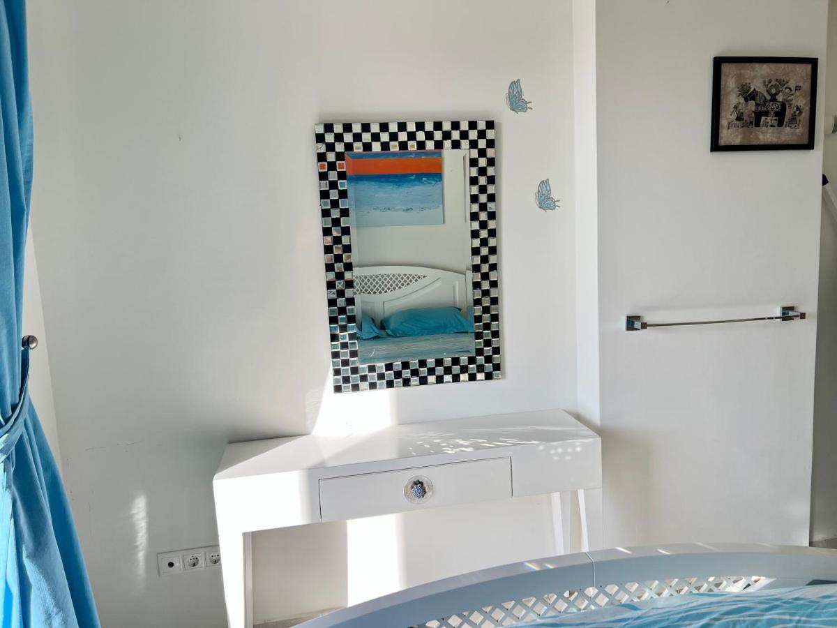 Odyssey Beach Front Apartment La Canée Extérieur photo